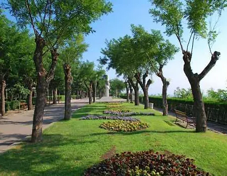 Primorskiy Park Apart Otel